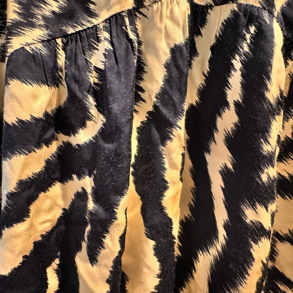 Ted Baker Nuuras High- Neck Navy Blue and Cream Zebra Pattern Blouse Size 3 - Picture 9 of 11